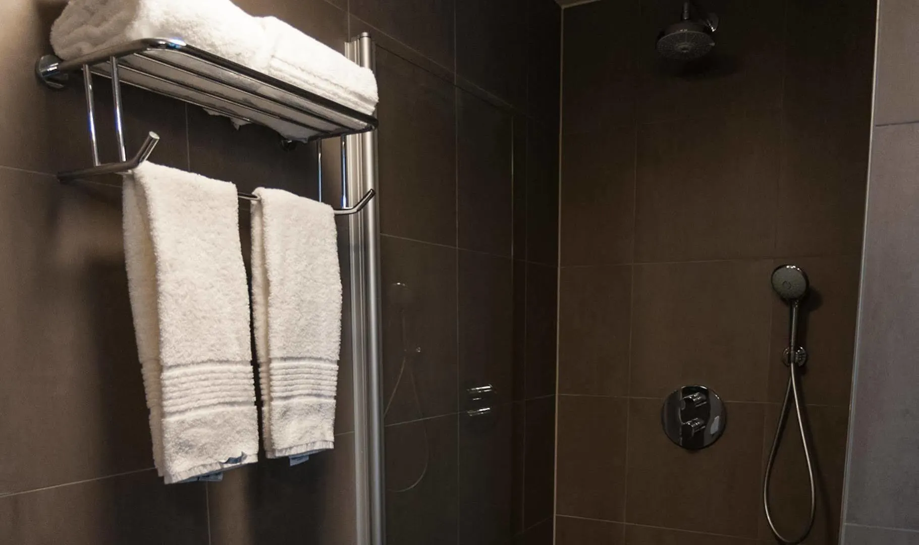 Hotel Fine Harmony أمستردام